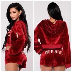 Fashion Nova Dreamy Dream Velvet Shorts in Wine Size Medium